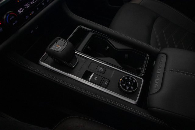 Used 2024 Nissan Pathfinder Platinum w/ Cargo Package image 36