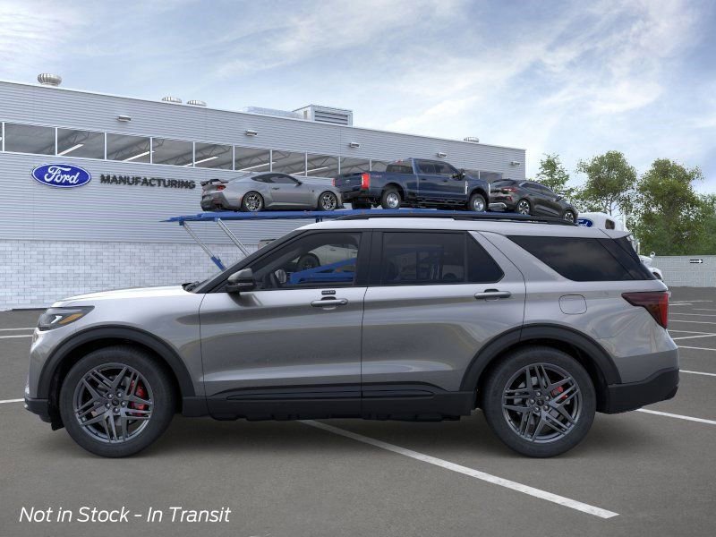 New 2026 Ford Explorer ST image 3