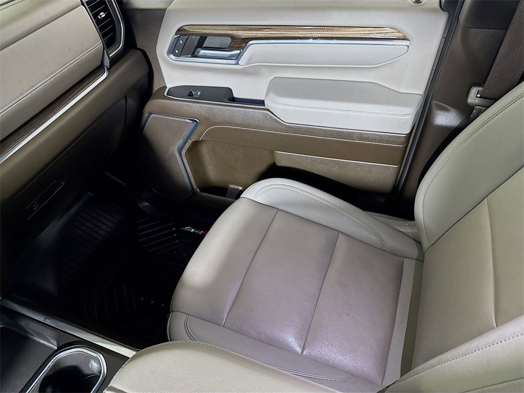 Certified 2024 Chevrolet Silverado 2500 LT w/ Texas Edition image 21