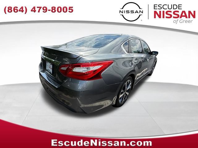 Used 2016 Nissan Altima 2.5 SR w/ LED Appearance Package FWD image 7