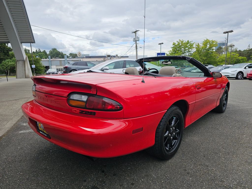 Used 2000 Chevrolet Camaro Z28 image 16
