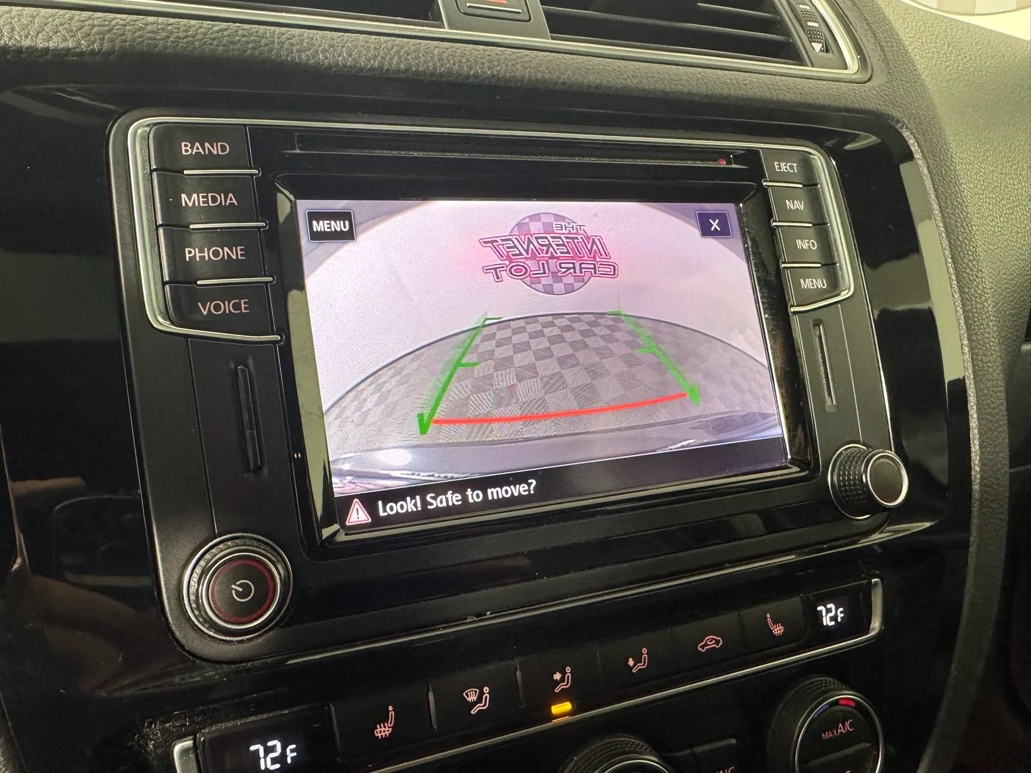 Used 2017 Volkswagen Jetta GLI FWD image 18