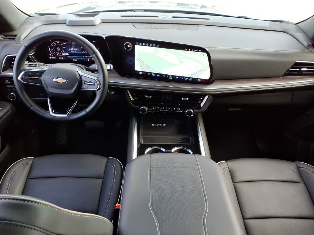 Certified 2025 Chevrolet Suburban Premier AWD/4WD image 20