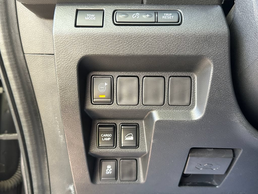 Used 2022 Nissan Frontier SV w/ Technology Package AWD/4WD image 17