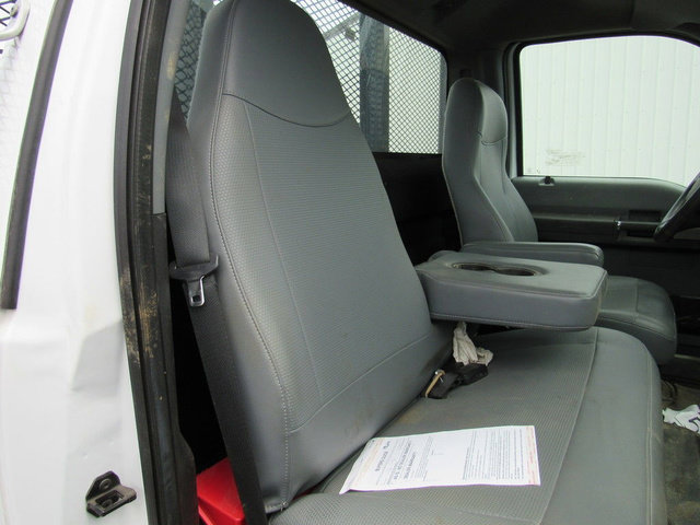 Used 2022 Ford F750 2WD Regular Cab Super Duty image 14