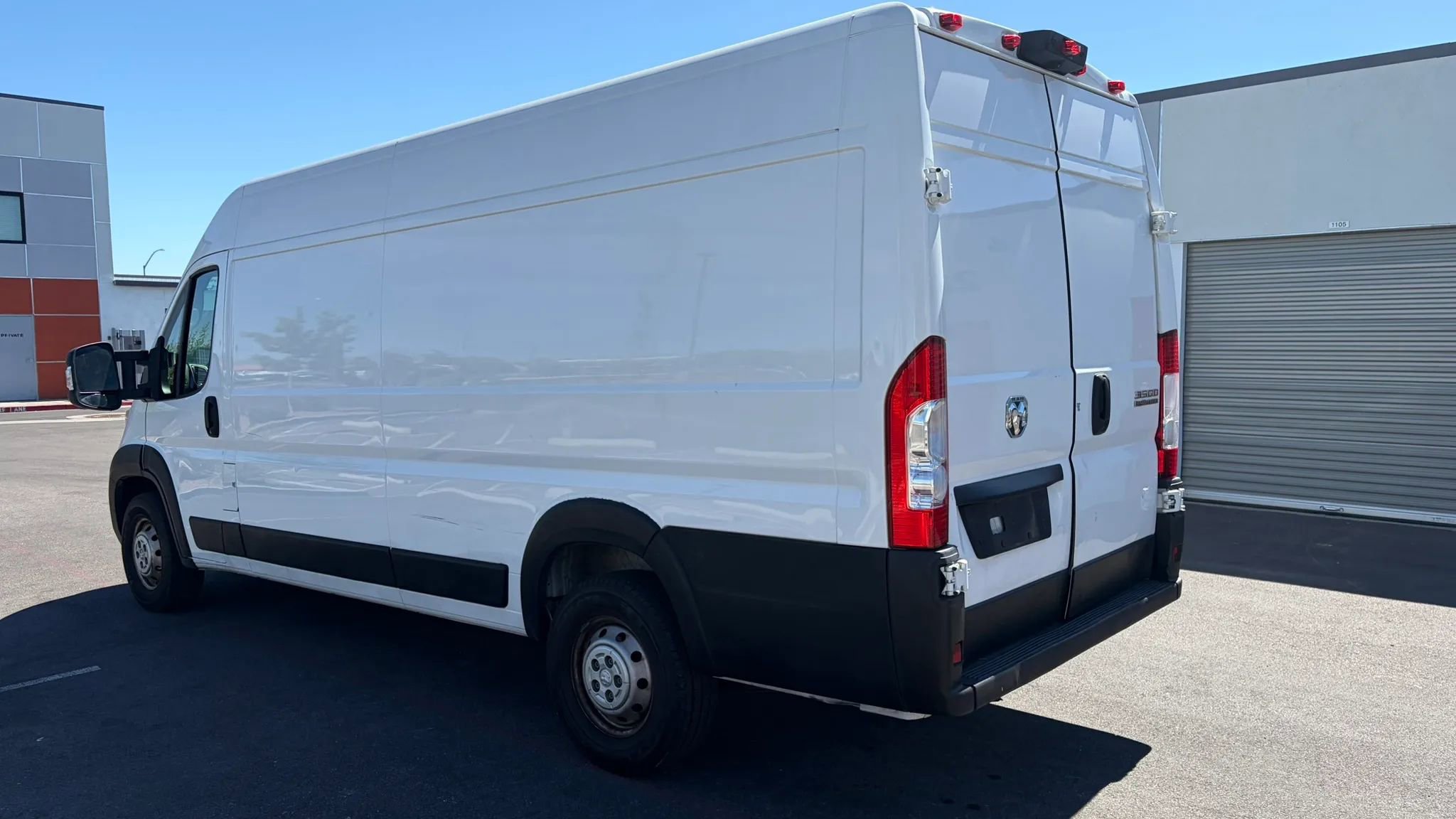 Used 2023 RAM ProMaster 3500 FWD image 3