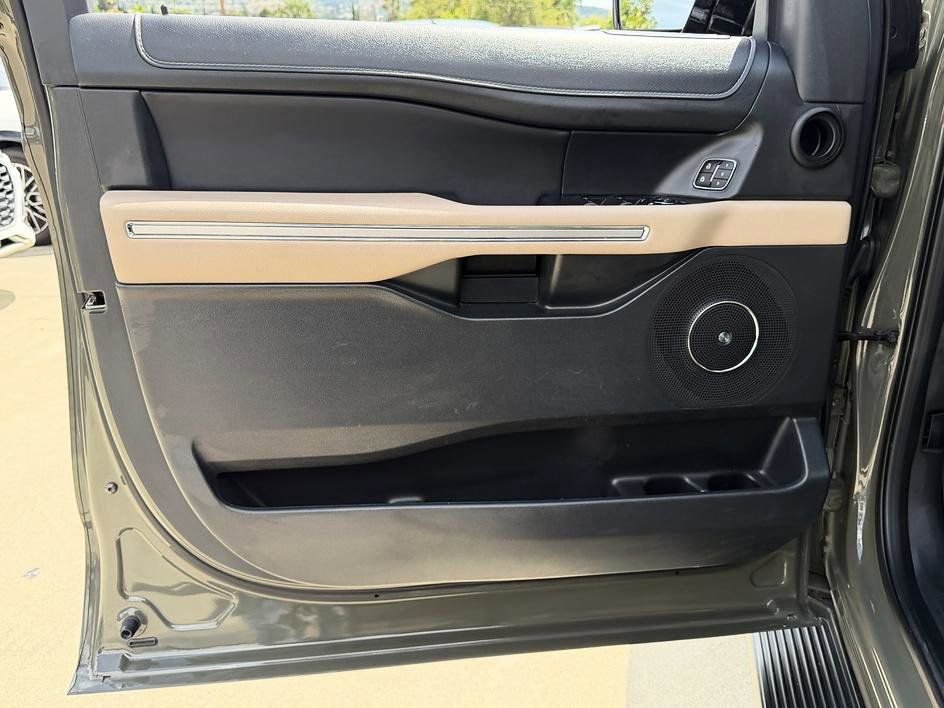 Certified 2024 Ford Expedition Max Limited image 20