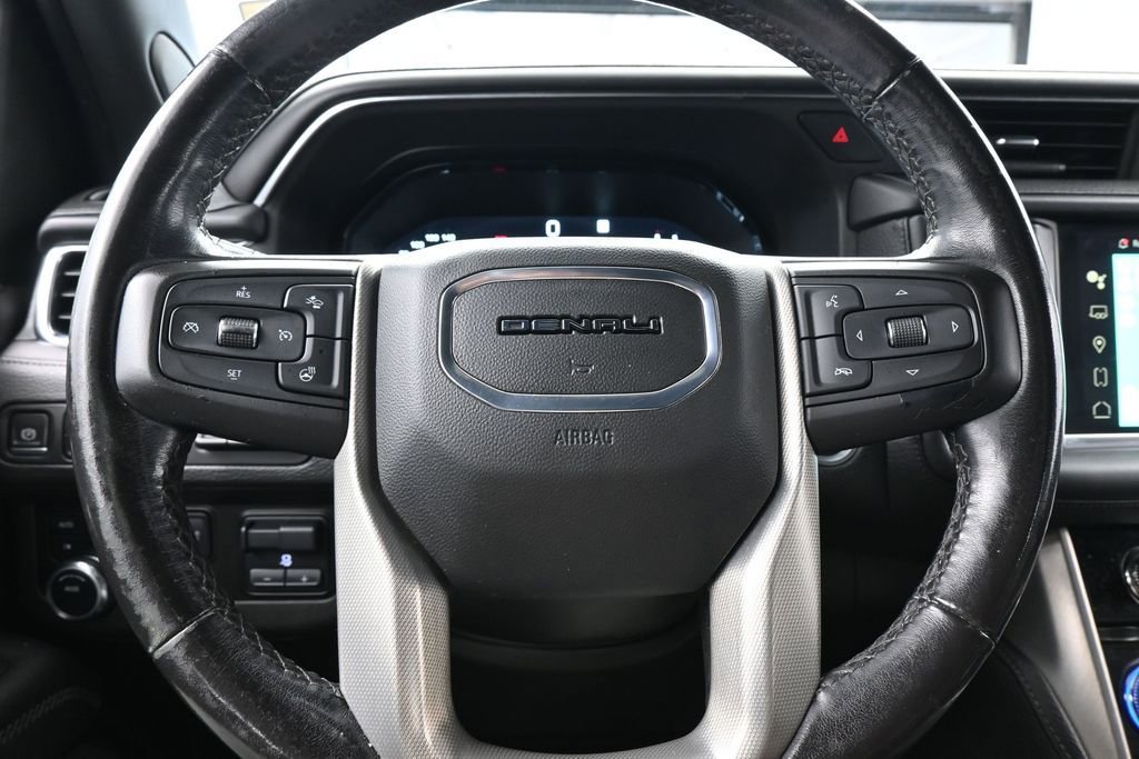 Used 2022 GMC Yukon Denali w/ Denali Premium Package AWD/4WD image 36