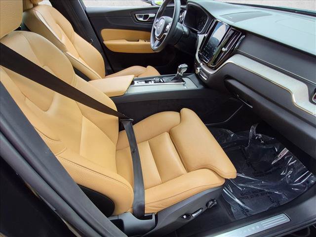 Used 2019 Volvo XC60 T5 Inscription w/ Protection Package Premier FWD image 22
