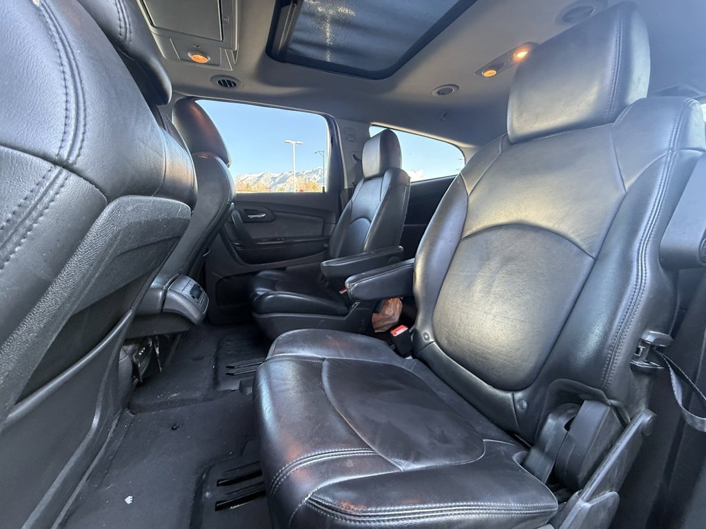 Used 2012 Chevrolet Traverse LT image 27