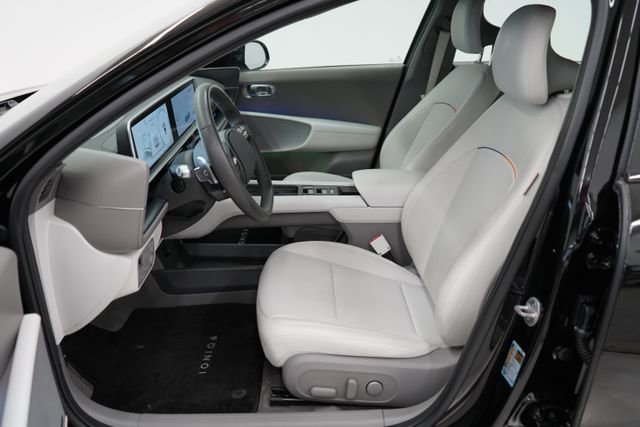 Used 2024 Hyundai Ioniq 6 Limited image 12