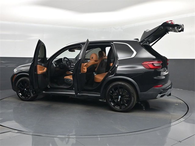 Used 2019 BMW X5 xDrive40i w/ Convenience Package image 69