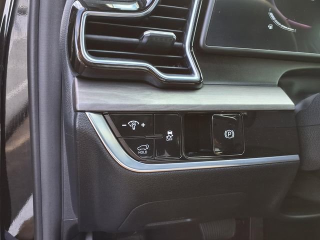 Used 2024 Kia Sportage X-Line w/ X-Line Premium Package image 17