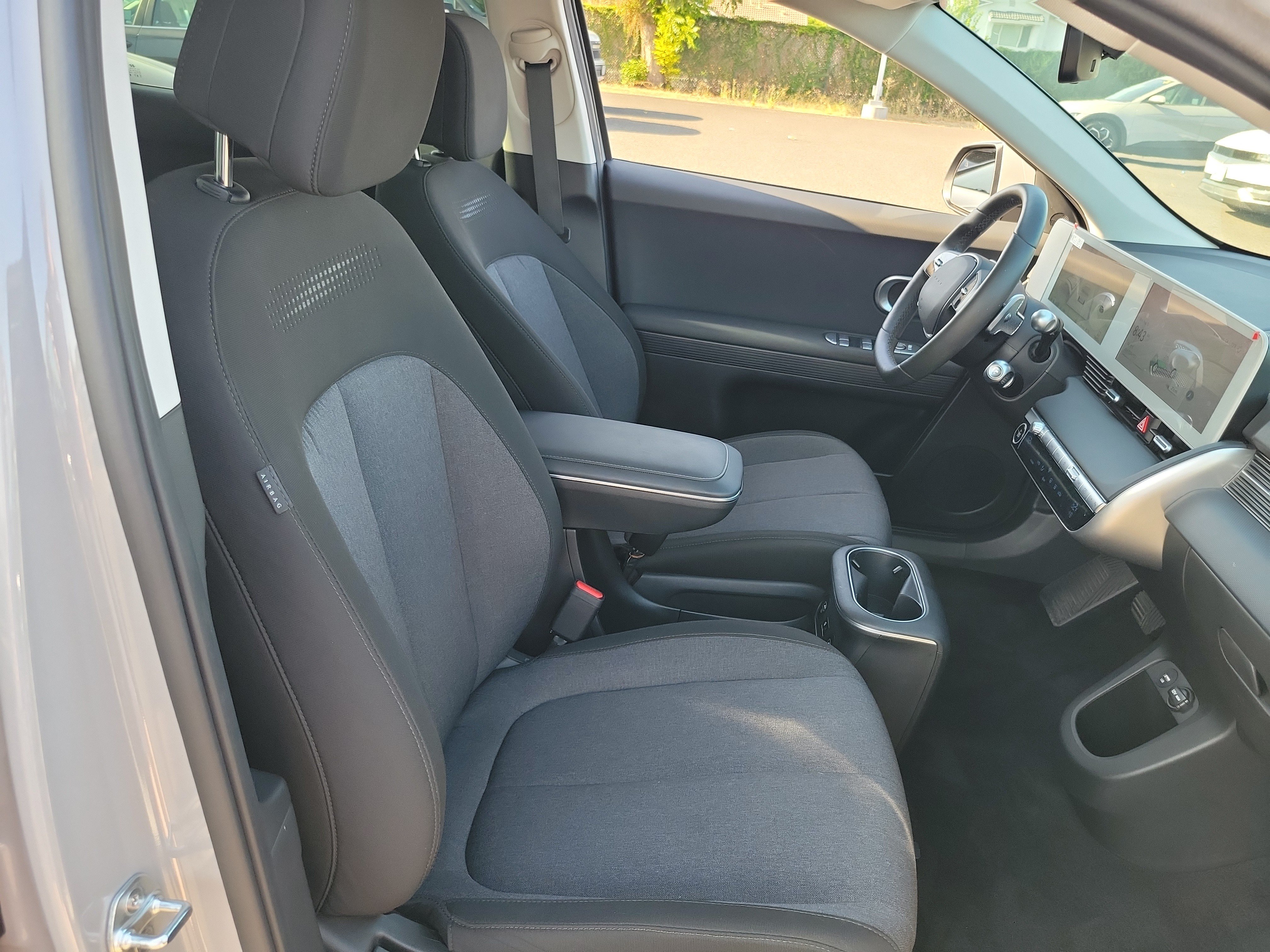 Certified 2024 Hyundai Ioniq 5 SEL RWD image 22