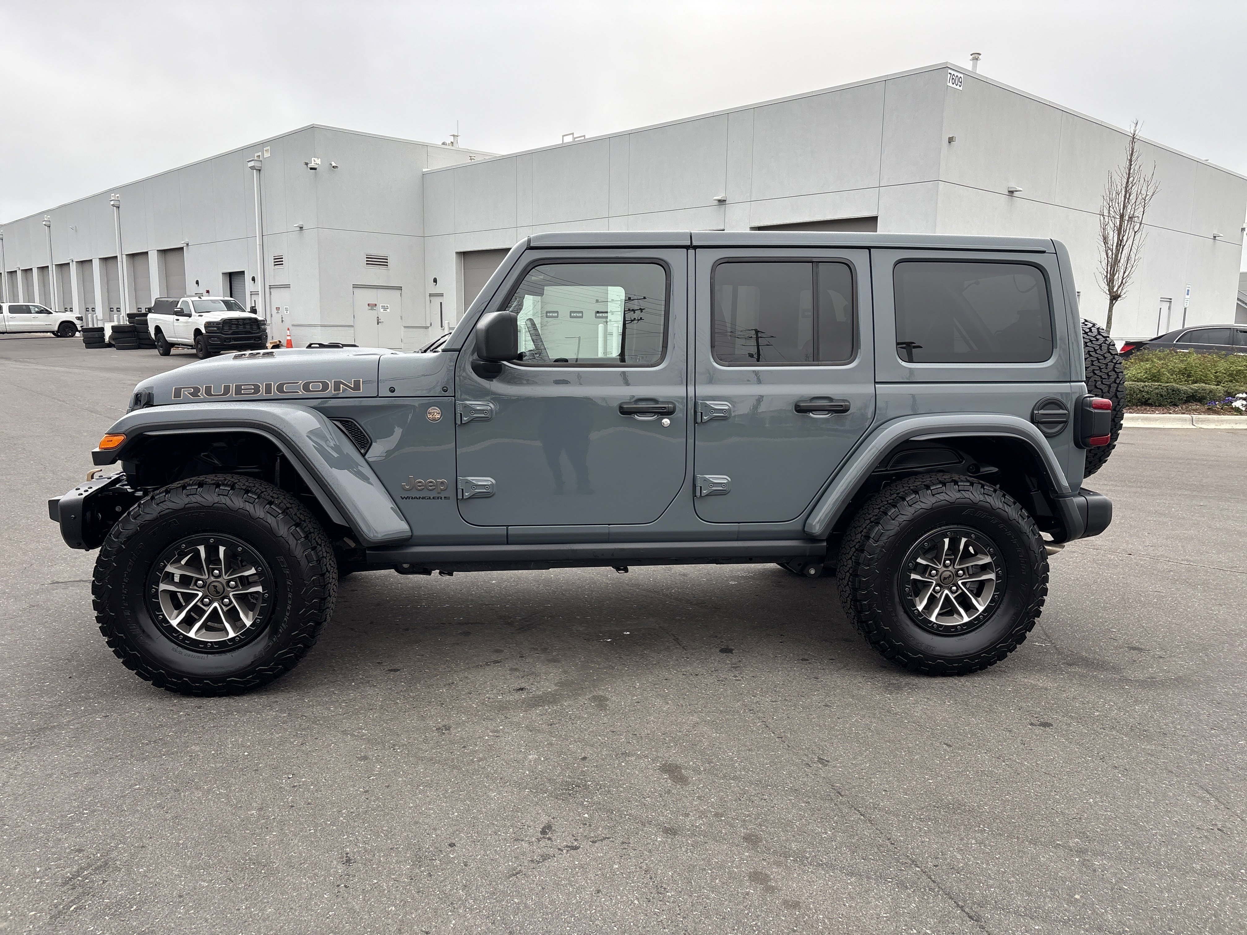 Certified 2024 Jeep Wrangler Unlimited Rubicon 392 w/ Dual Top Group AWD/4WD image 6