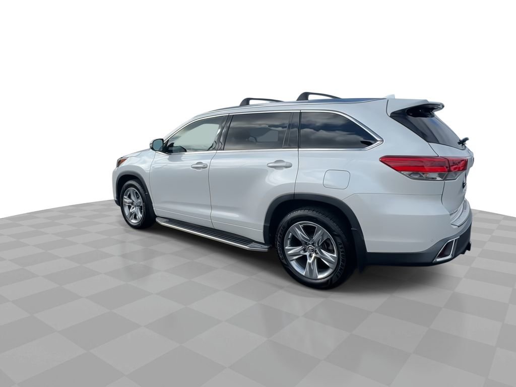 Used 2017 Toyota Highlander Limited image 5