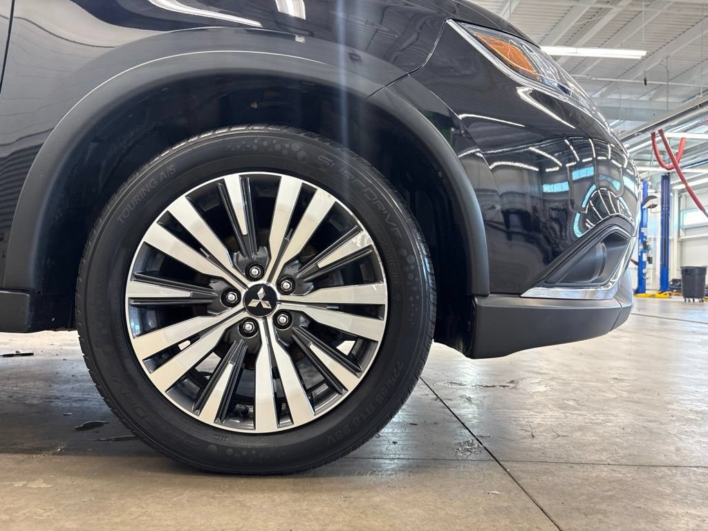 Used 2019 Mitsubishi Outlander SE AWD/4WD image 23