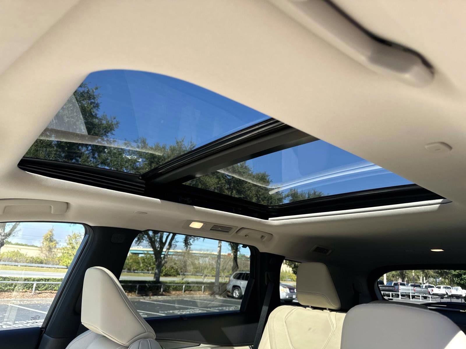 Used 2025 INFINITI QX60 Luxe image 29