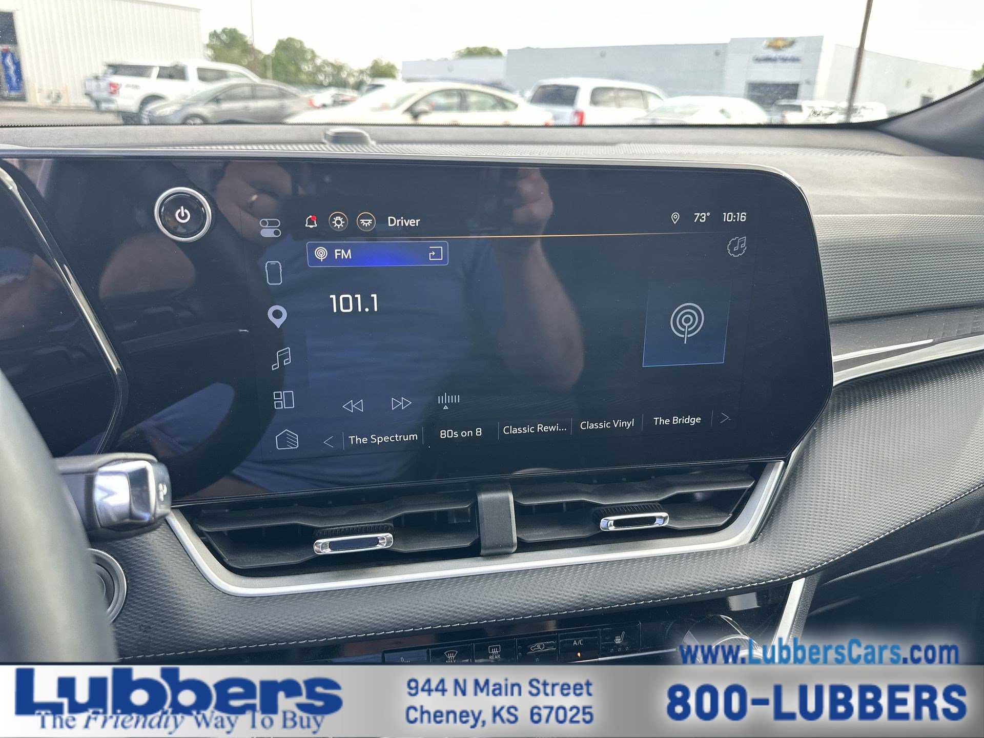 Used 2025 Chevrolet Equinox LT FWD image 15