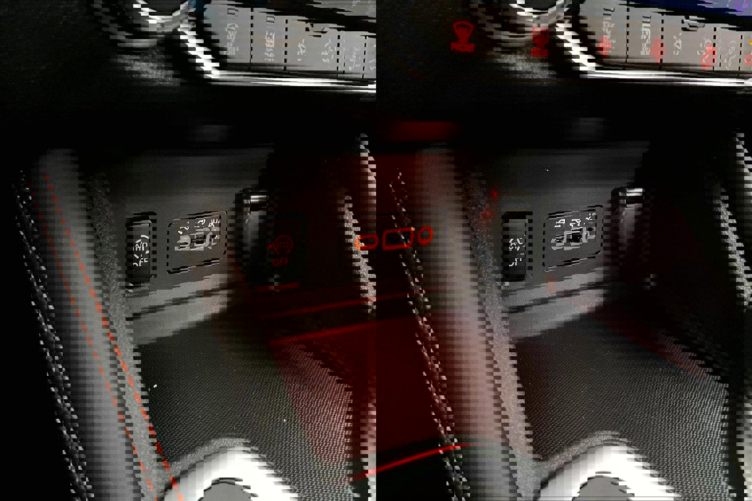 New 2025 Nissan Sentra SR w/ SR Premium Package image 54