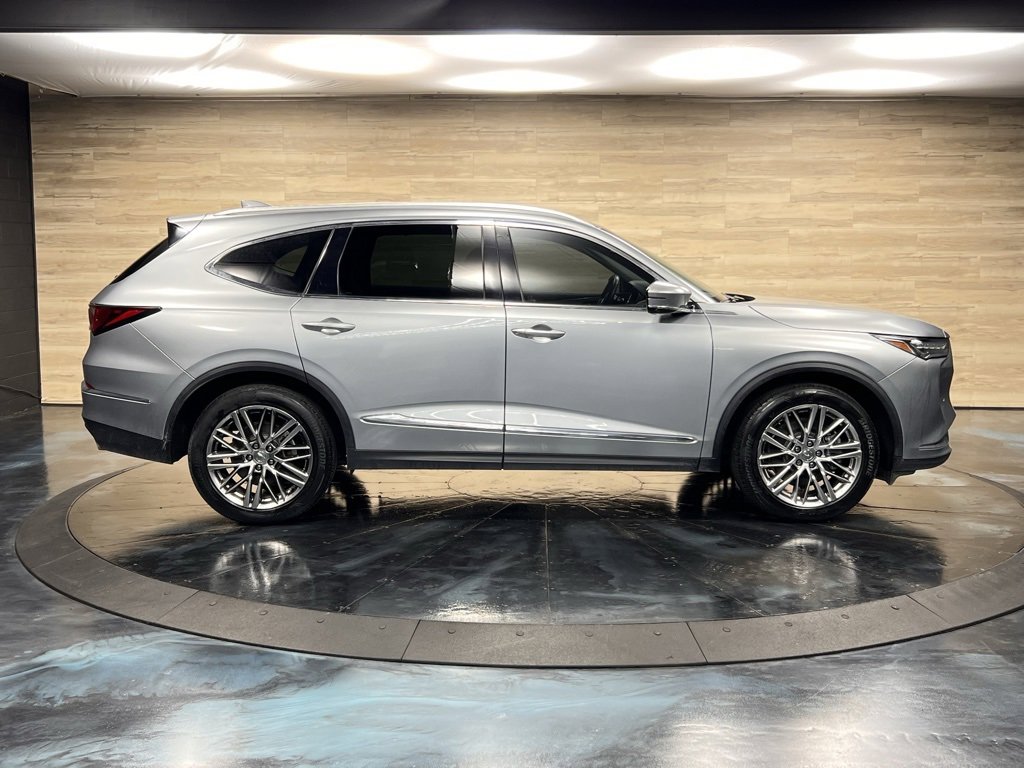 Used 2023 Acura MDX SH-AWD w/ Advance Package image 12