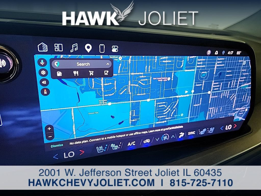 Used 2025 Chevrolet Suburban High Country AWD/4WD image 15