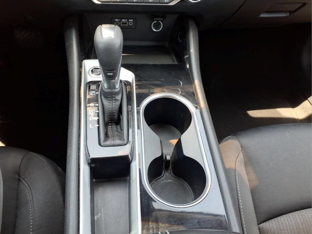 Used 2024 Nissan Altima 2.5 SV FWD image 13