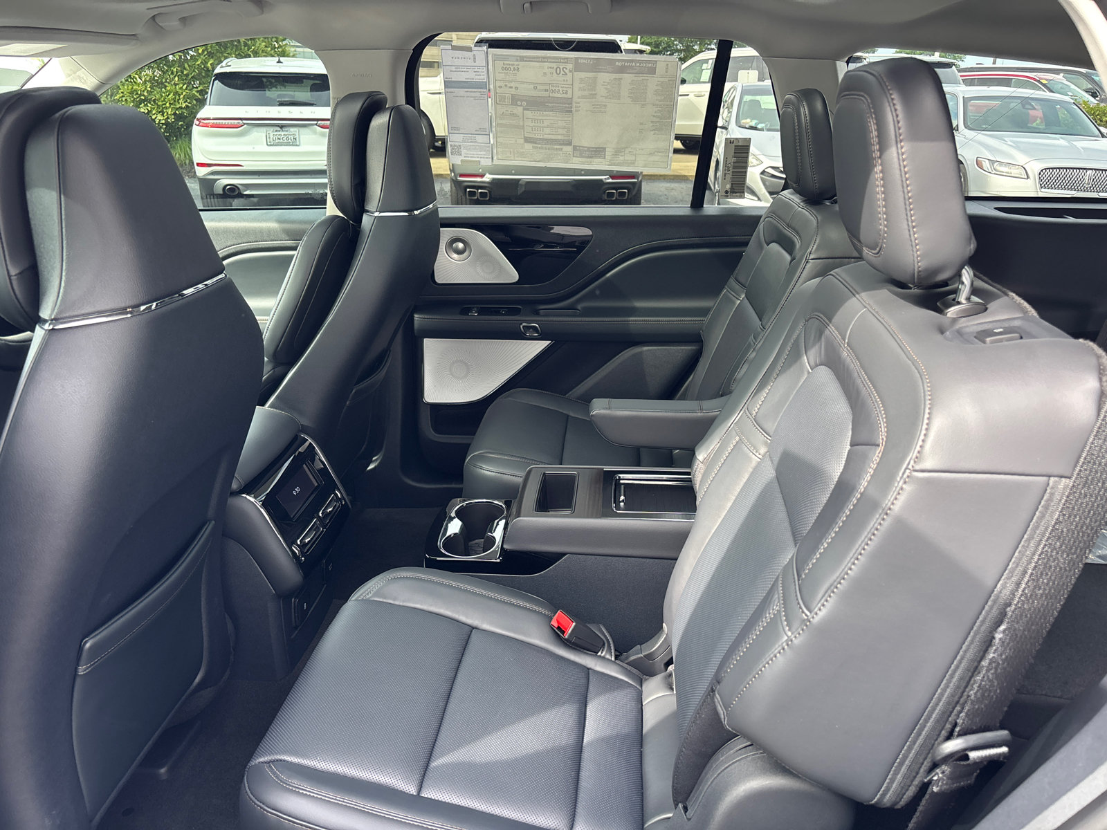 New 2026 Lincoln Aviator Reserve AWD/4WD image 27
