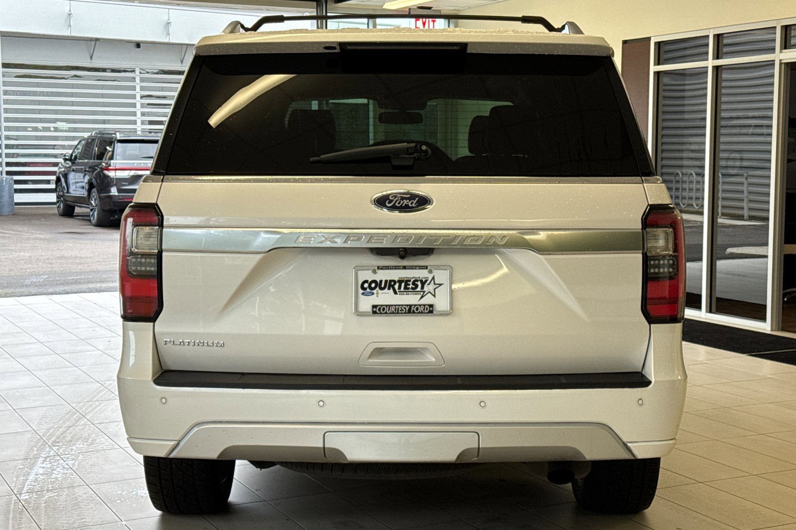 Used 2019 Ford Expedition Platinum AWD/4WD image 5