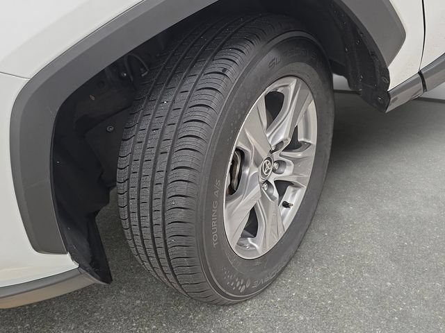 Certified 2024 Toyota RAV4 XLE FWD image 26