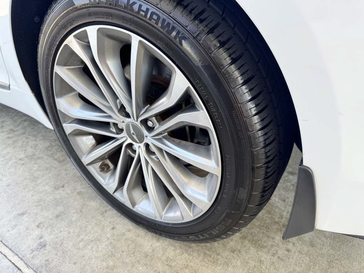 Used 2015 Hyundai Genesis 3.8 RWD image 19