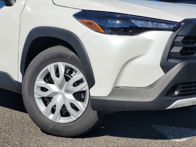 New 2026 Toyota Corolla Cross L FWD image 3