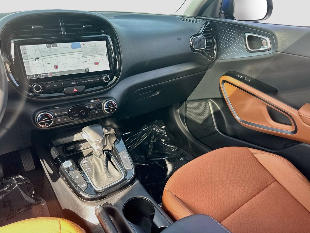 Certified 2024 Kia Soul EX w/ Option Group 015 FWD image 24