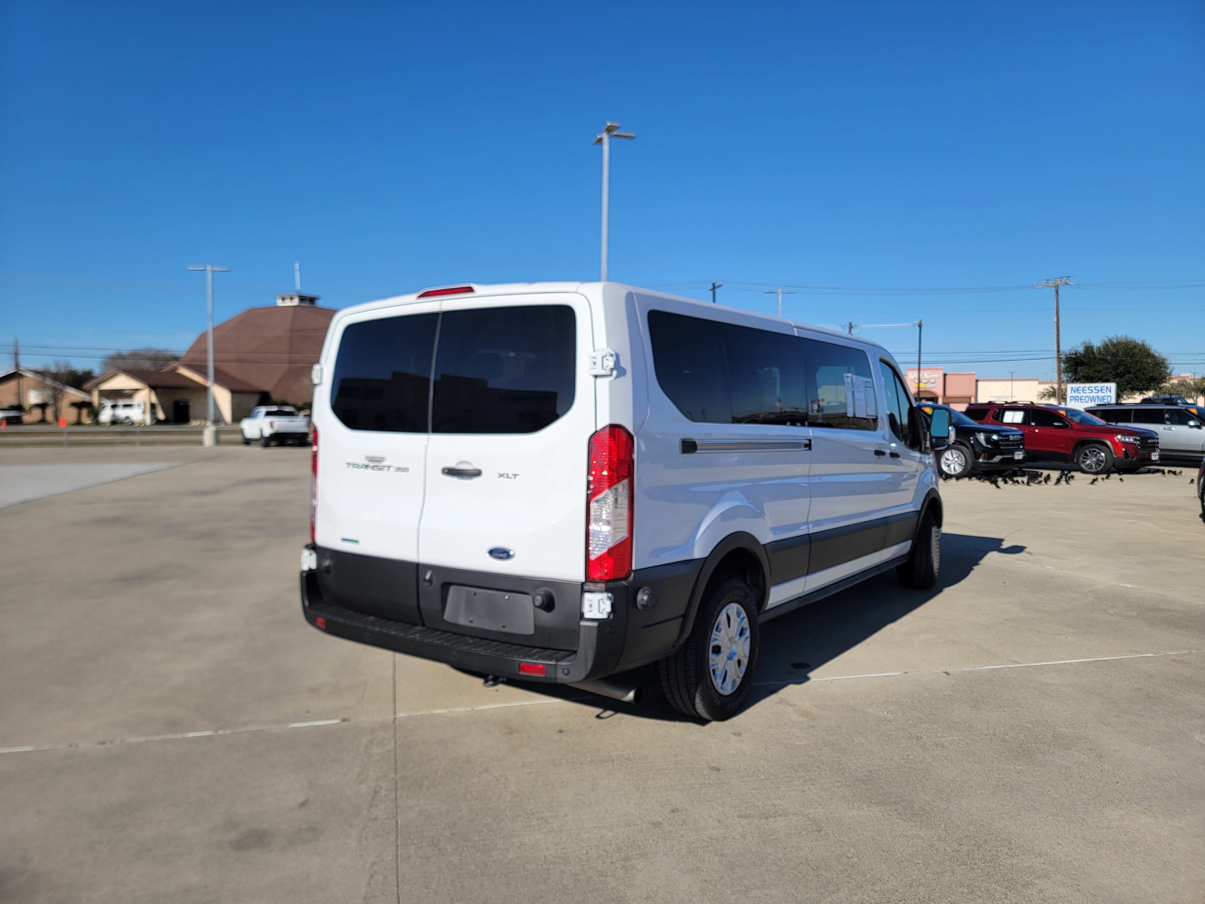 Used 2024 Ford Transit 350 XLT image 7