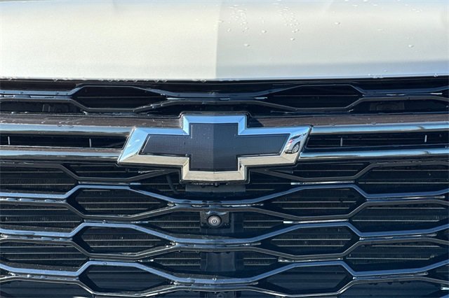 Used 2023 Chevrolet Traverse RS w/ LPO, 'HIT The Road' Package image 39