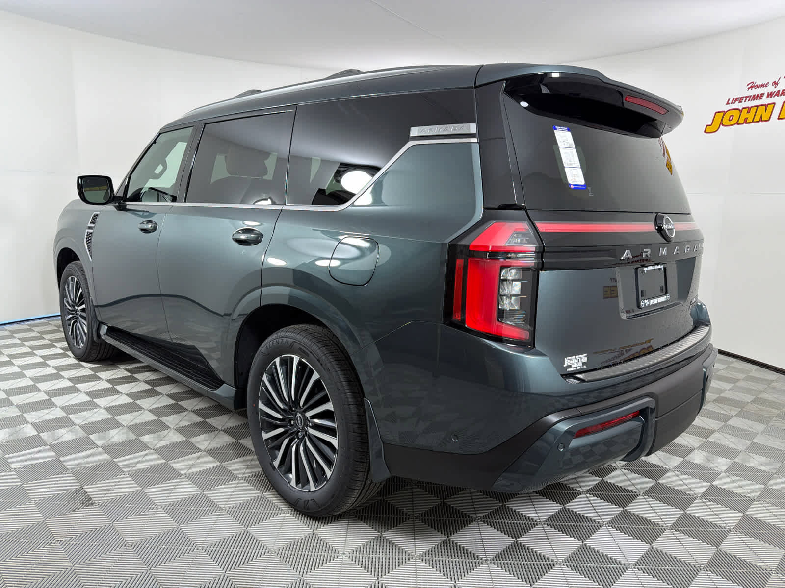 New 2026 Nissan Armada Platinum Reserve w/ Convenience Package image 3
