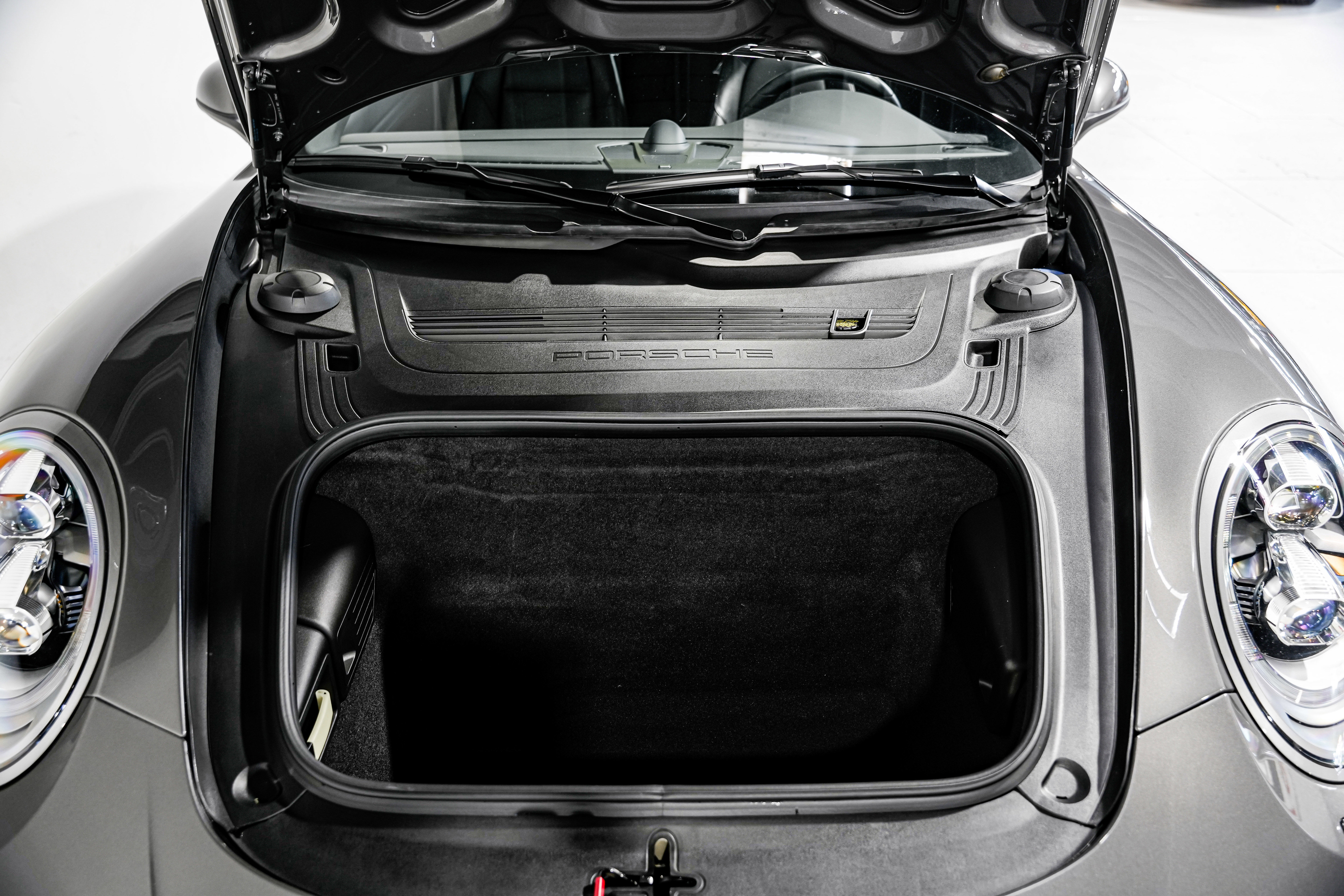 Used 2017 Porsche 911 Targa 4S image 40