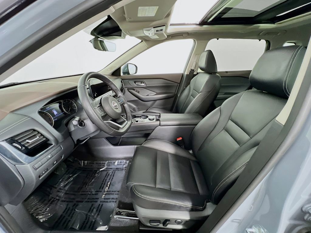 Used 2023 Nissan Rogue SL w/ SL Premium Package image 20