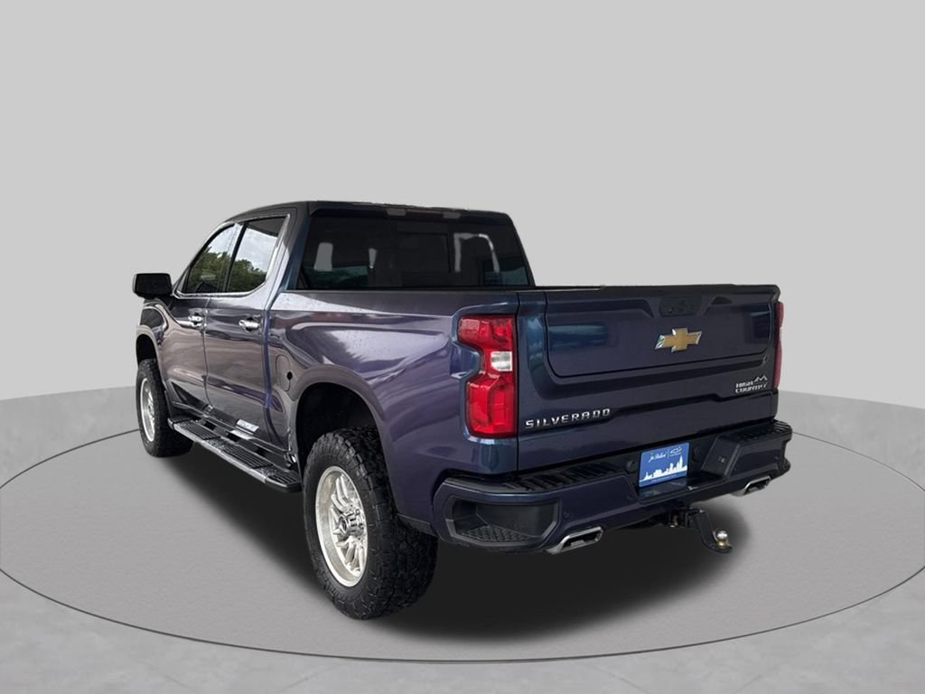 Used 2022 Chevrolet Silverado 1500 High Country w/ Z71 Off-Road Package AWD/4WD image 6