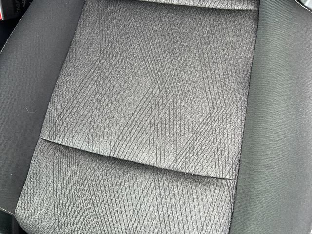 Used 2024 Nissan Rogue SV image 11