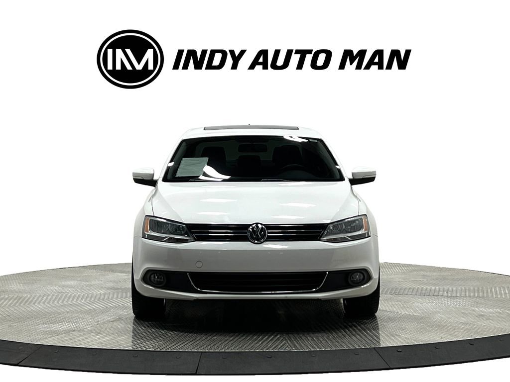 Used 2011 Volkswagen Jetta SEL image 9