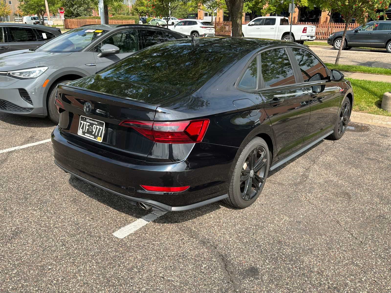 Used 2020 Volkswagen Jetta GLI Autobahn FWD image 3