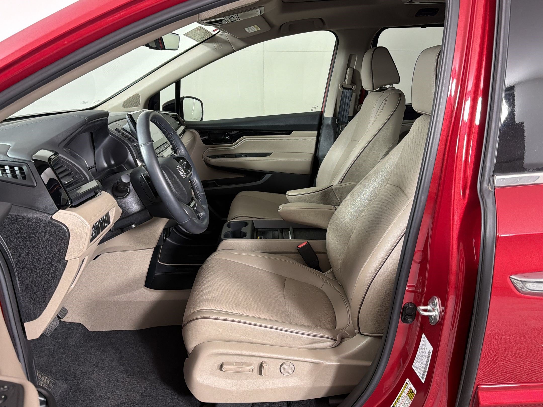 Certified 2023 Honda Odyssey Elite image 5