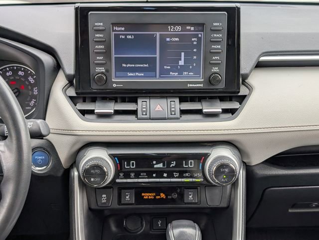 Used 2022 Toyota RAV4 XLE Premium AWD/4WD image 18