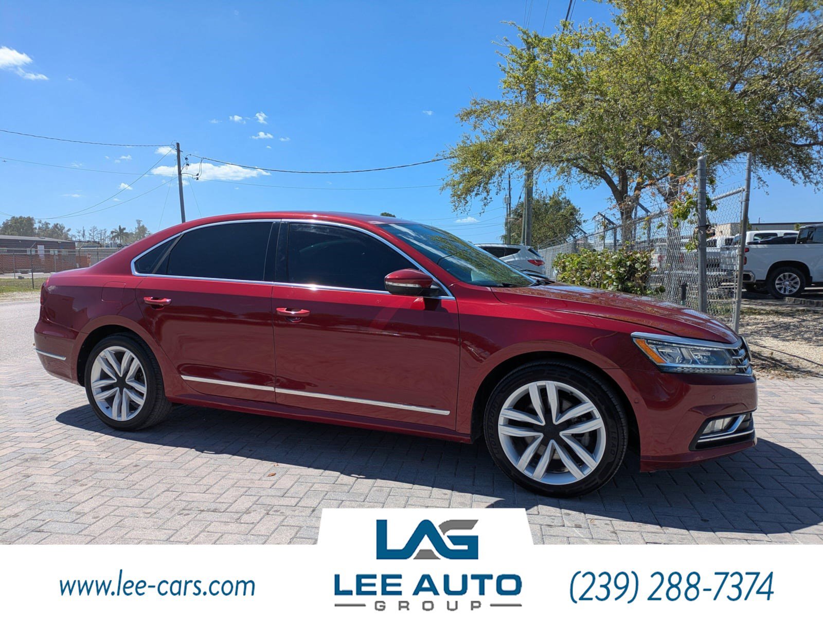 Used 2017 Volkswagen Passat 1.8T SEL Premium image 1