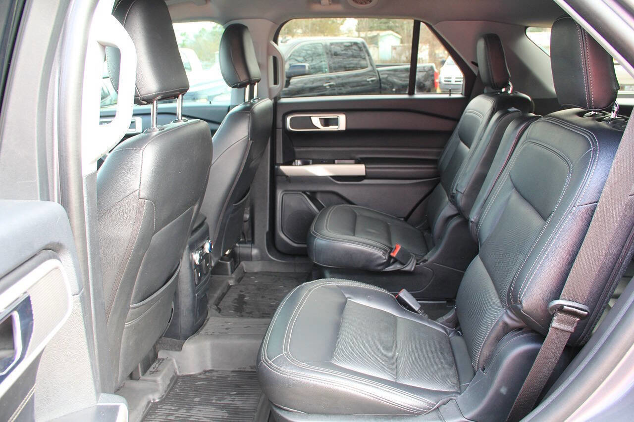 Used 2022 Ford Explorer XLT w/ Class IV Trailer Tow Package image 19