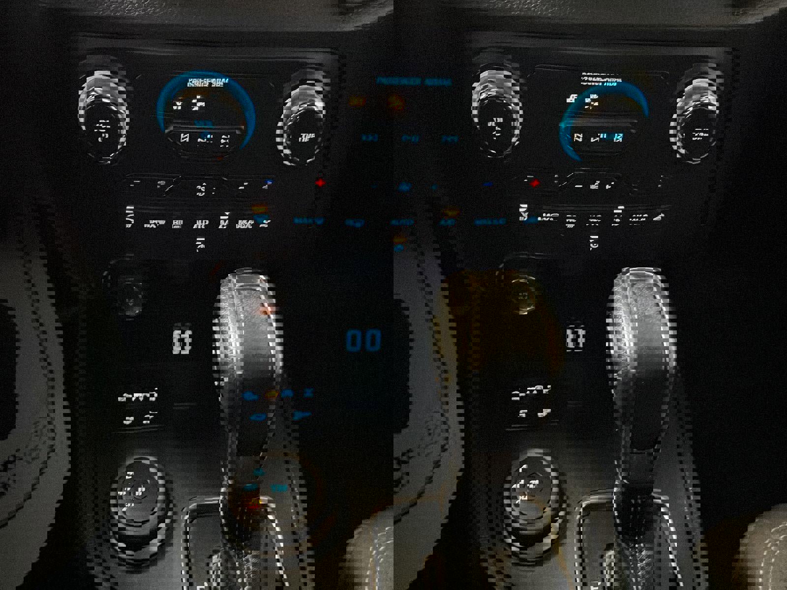 Used 2021 Ford Ranger XLT w/ FX4 Off-Road Package image 22