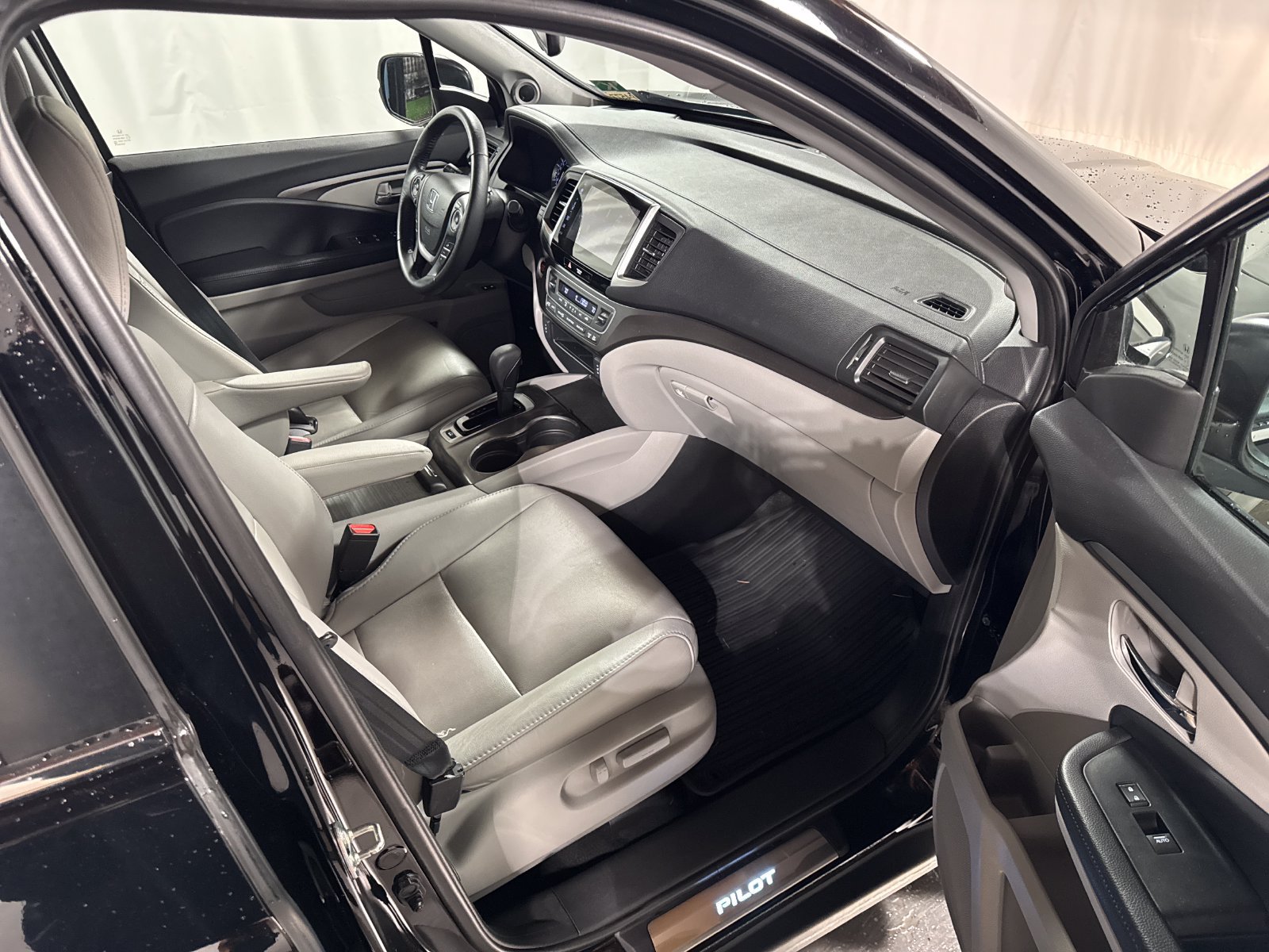 Used 2018 Honda Pilot EX-L image 21