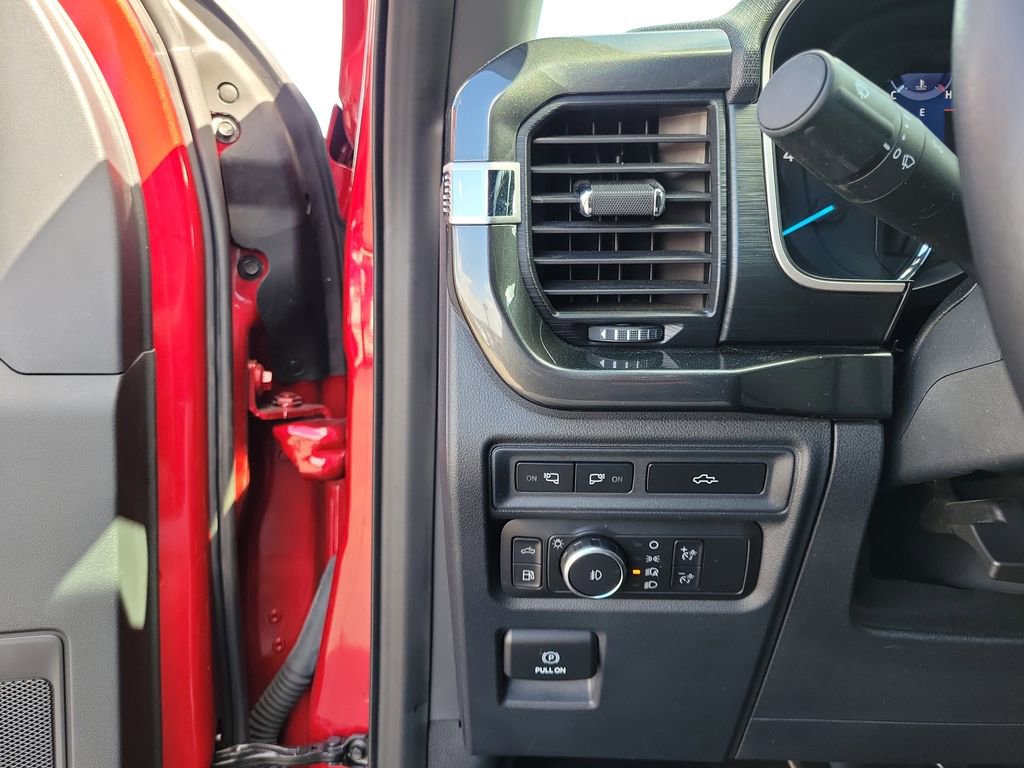 Certified 2021 Ford F150 XLT w/ Equipment Group 302A High image 22