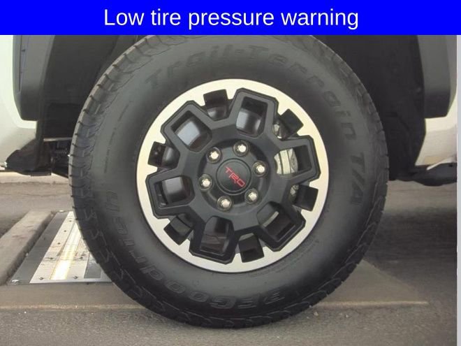 Used 2025 Toyota Tacoma TRD Off-Road image 11